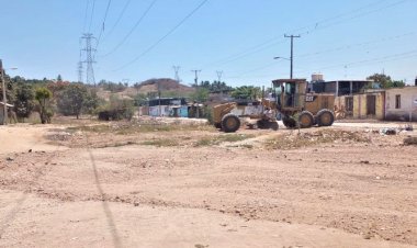 Gestionan para mejorar espacios comunes antorchistas de Lázaro Cárdenas