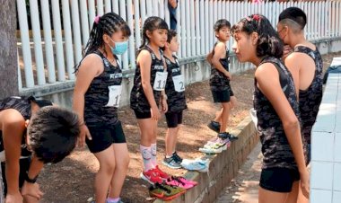 Niños y jóvenes de chimalhuacán practican actividades deportivas
