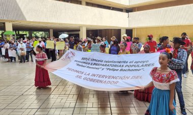 Gobierno de Sinaloa promete a reanudar convenio con preparatorias