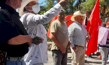 Campesinos realizan mitin en Malinalco por falta de apoyo al campo