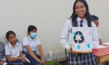 Jóvenes tecomatecos cuidan el medio ambiente