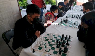 Realizan Torneo de Ajedrez en colonia popular de Ixtapaluca