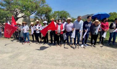 Arranca pavimentación de camino en Achiapa