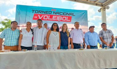 Los Antorchistas de Veracruz inauguran Torneo Nacional de Voleibol