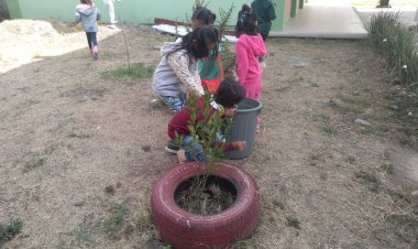 Escuelas antorchistas de La Paz implementan proyecto verde