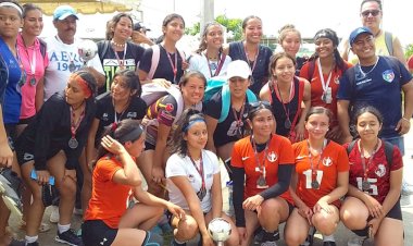 Regresan equipos de Michoacán con dos segundos lugares en Voleibol