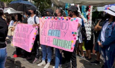 Estudiantes del Estado de México realizan mitin
