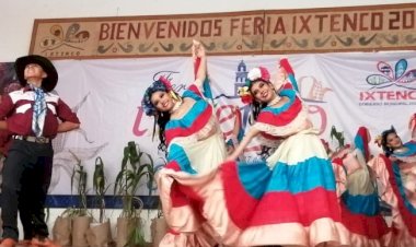 Engalanan grupos culturales de Antorcha fiesta patronal en Tlaxcala