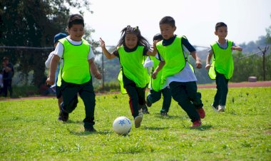 Antorcha organiza mini olimpiada infantil en Ixtapaluca