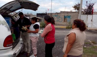 Antorcha apoya a familias de Huixtoco tras desbordarse el río