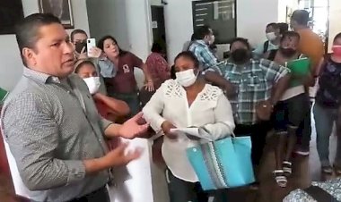 Instalan mesa de trabajo entre Ayuntamiento de Carmen y Antorcha