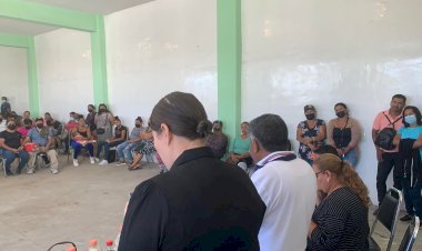 Se reúnen plenos con líder antorchista en Saltillo 
