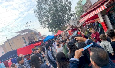 Comerciantes de Zapopan piden pavimentación de calle