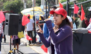 Antorchistas piden intervención de SMT ante invasión de rutas