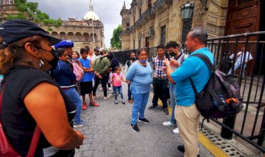 Familias humildes de Guadalajara luchan por apoyos alimentarios