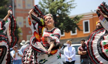 22 de agosto Día internacional del folklore