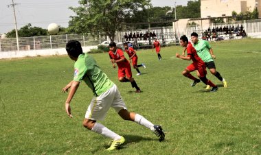 Jóvenes deportistas invitan a Torneo Relámpago de Fútbol