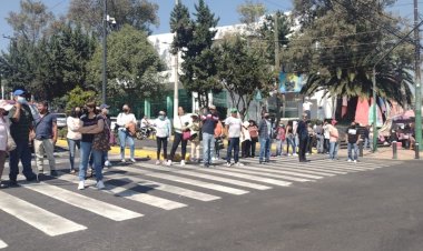 Antorchistas de  Álvaro Obregón se manifiestan en la alcaldía, exigen solución a demandas sociales