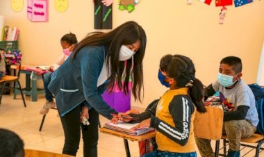 A ciegas, la 4T con la educación en México