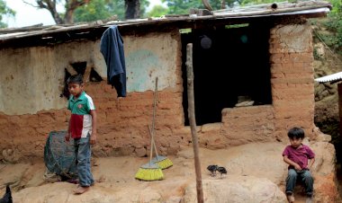 Niños michoacanos marcados por la pobreza