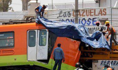 #EsClaudia, la imagen del desastre en el Metro