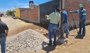 Arrancan trabajos de electrificación en El Zangarro