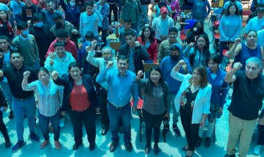 Brasil Acosta invita a estudiantes a ser vanguardia estudiantil de México