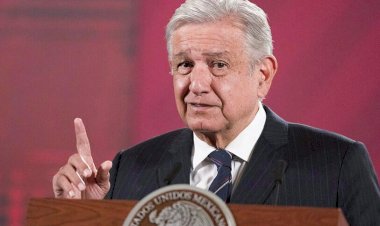 López Obrador acaba con sistema de becas para los mexicanos