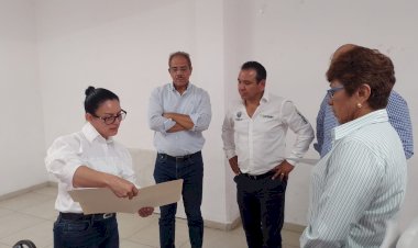 Secretario de Desarrollo Humano visita Casa del Estudiante de Querétaro