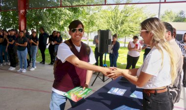 Reconoce IESIZ participación de jóvenes en actividades culturales de Antorcha