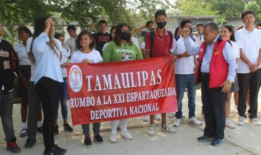 Abanderan primer contingente que representará a Tamaulipas en  XXI Espartaqueada Deportiva
