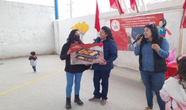 Reconoce Antorcha participación de las madres en la lucha por los pobres