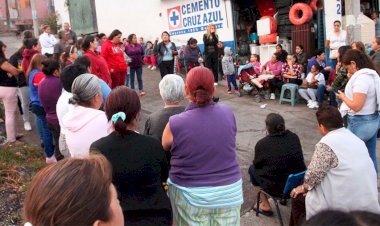 Habitantes de Morelia denuncian fugas de la red general de agua y drenaje