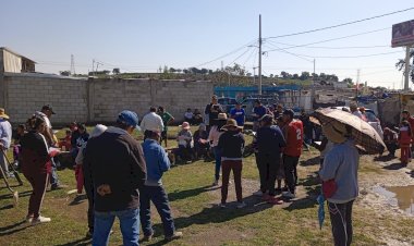 REPORTAJE | Sin agua y drenaje en la colonia Clara Córdova