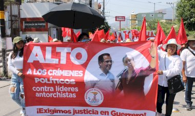 Zacatecanos viajaron a Chilpancingo a exigir justicia para sus compañeros