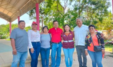 Ayuntamiento de Othón P Blanco y Antorcha ponen en marcha renovación de alumbrado público en la colonia Mártires Antorchistas
