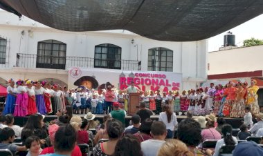 Amas de casa de Hidalgo ganan tercer lugar en Concurso Regional de Polkas y Baile Folclórico