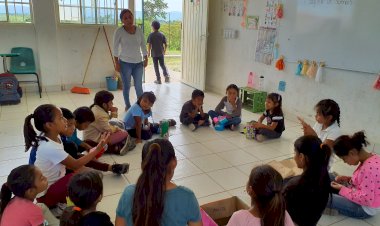 Maestros antorchistas potencian habilidades matemáticas en niños de Chiapas