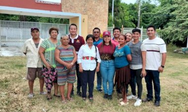 Alcaldesa Yensunni Martínez, visita la colonia Unidad Antorchista de Chetumal