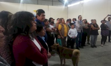 Ofrece presidente de Acuitlapilco resolver demandas de colonos