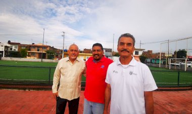 Gestionan antorchistas mantenimiento e instalación de luminarias para Unidad Deportiva “Santa Lucía”