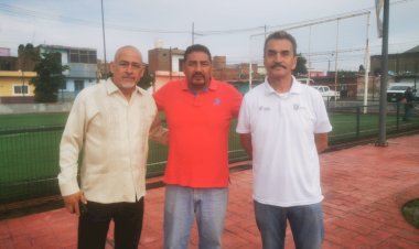 Gestionan antorchistas mantenimiento e instalación de luminarias para Unidad Deportiva “Santa Lucía”