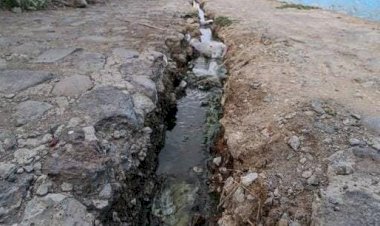 Exigen a la CEA atender drenaje en Santa Ma. Magdalena, Querétaro