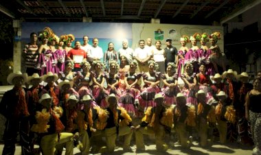 Espectacular actuación de los Grupos Culturales Nacionales de Antorcha en Tulum, Quintana Roo