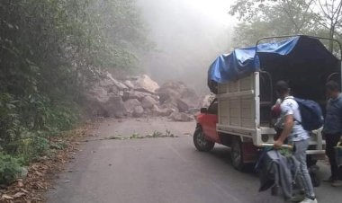Carreteras y caminos de la Huasteca en malas condiciones por abandono gubernamental