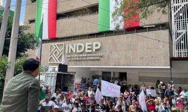 Con marcha-plantón cientos de antorchistas exigieron que el Indep realmente devuelva al pueblo lo robado