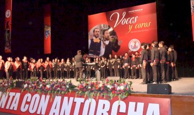 Antorcha cantó con el  pueblo en el Concurso Regional de Voces y Coros