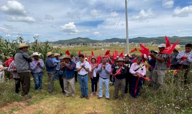 Celebra Antorcha ampliación de energía eléctrica en Chalcatongo de Hidalgo