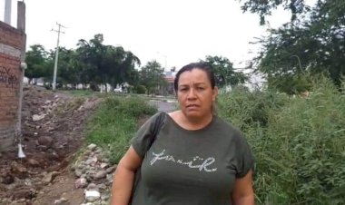 Falta de desagüe pluvial daña viviendas en Colima capital