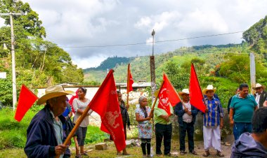 Ayuntamiento antorchista de Huitzilan lleva desarrollo a Taltzintán